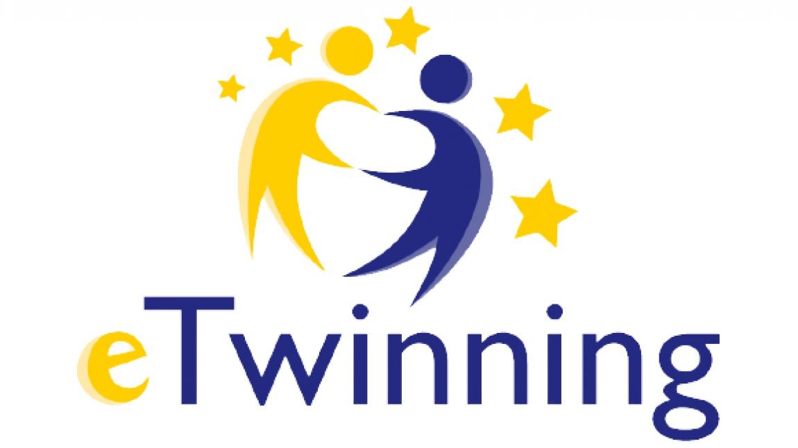 eTwinning Projeleri Kalite Etiketi Törenimiz. Gölcük İlçe Milli Eğitim Müdürü Sayın Caferi Tayyar MERT, tarafından verildi.